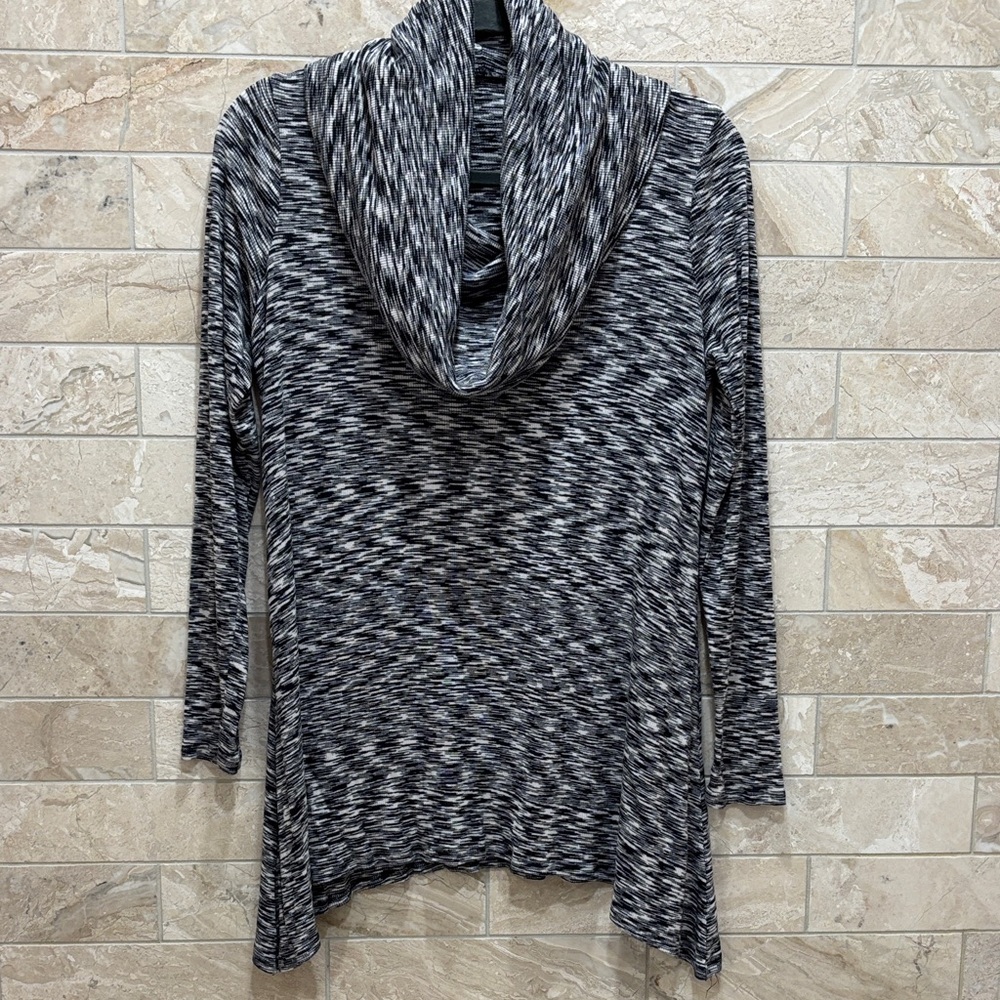 Women's Black and Gray Cowl Neck Soft Long Sleeve Shirt Size Medium